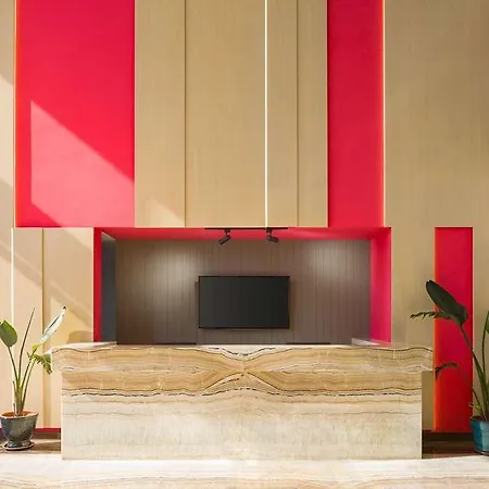 Ramada Cesme Hotel *