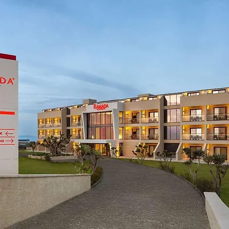 Hotel Ramada Cesme *